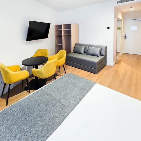 Hotel Dwo 3*